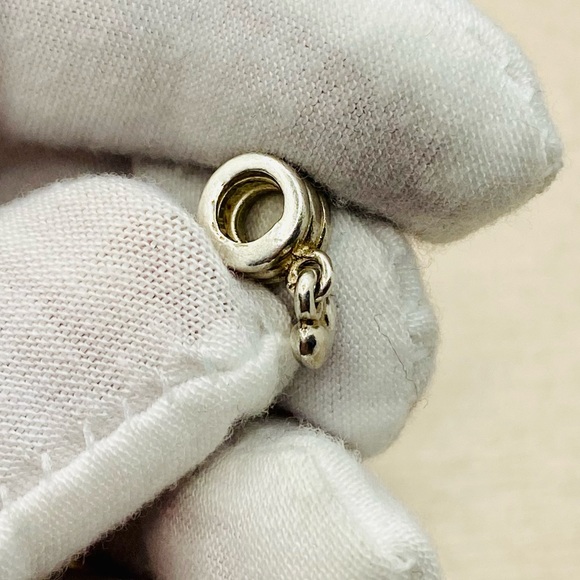 EUC Pandora 790276 Sterling Silver Heart Dangle Bead- RETIRED - Picture 7 of 9